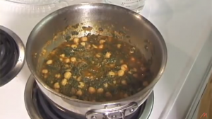 chickpeas in spinach sauce