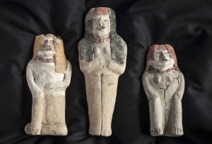 ancient-caral-civilisation-statuettes