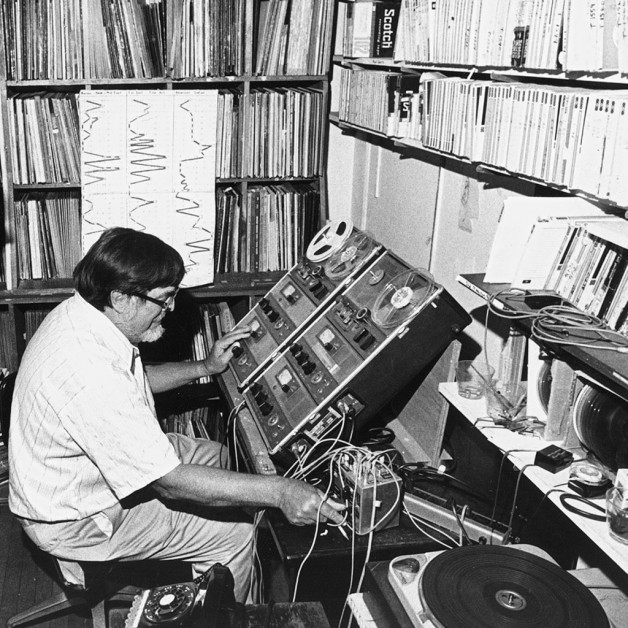 Alan Lomax editing with Ampex open-reel tape decks. Association for Cultural Equity offices, New York City. Ca. 1980. AFC Alan Lomax Collection (AFC 2004/004), courtesy of the Alan Lomax Archive. These decks helped Alan compare performance styles of different world musics, part of the project he called “cantometrics.” Photographer unknown.